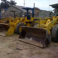 Jasa sewa alat berat wheel loader dan mini excavator untuk pekerjaan pabrik dan konstruksi wilayah