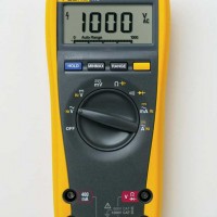 Fluke 175 True RMS Digital Multimeter