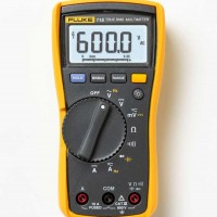 Fluke 115 True RMS Multimeter