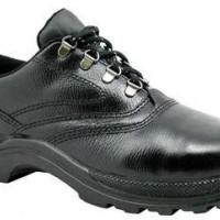 SEPATU DR OSHA 2139