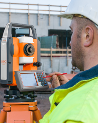 Alat Survey - Total Station Geo Fennel FTS 102