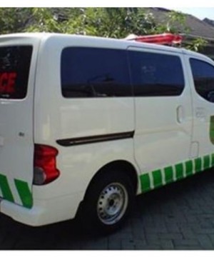 Modifikasi Mobil Ambulance Evalia