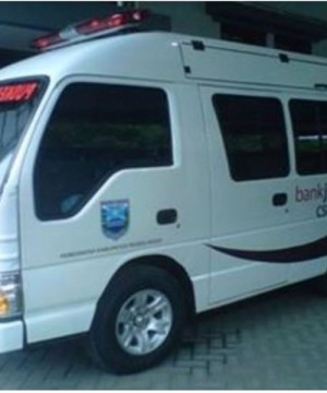 Modifikasi Ambulance Isuzu ELF Bank Jatim Probolinggo